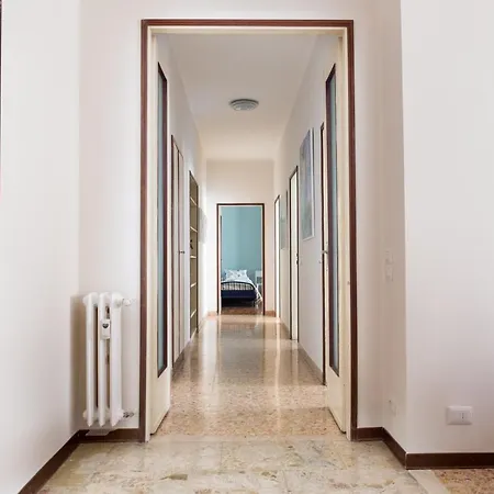 A Due Passi Dal Duomo Apartment Parma